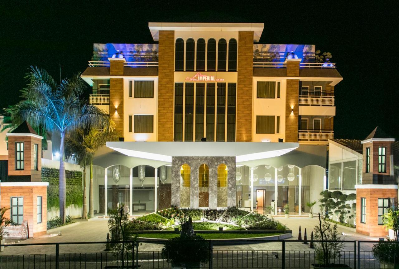 The Imperial Grand Hotel Ujjain Exterior foto